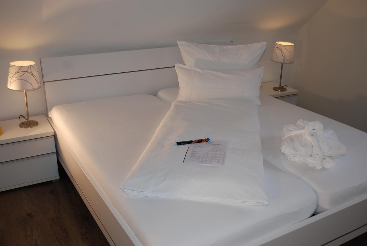 Alt Warburg Hotel Luaran gambar