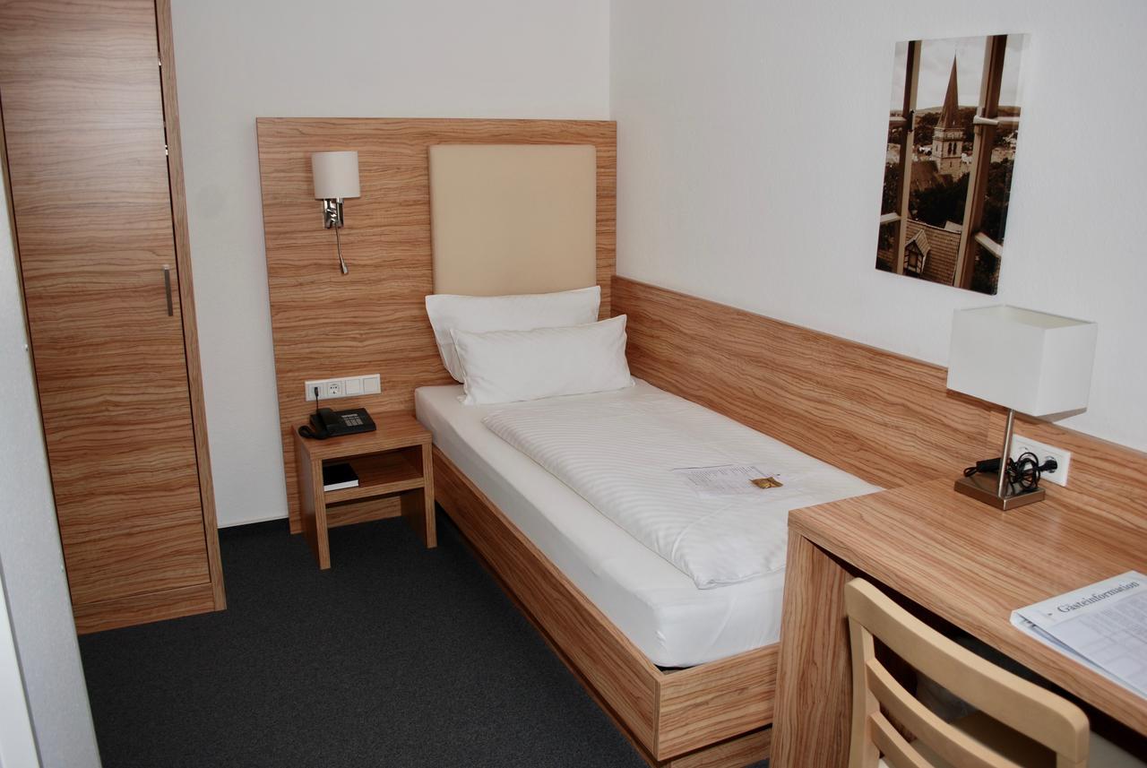Alt Warburg Hotel Luaran gambar