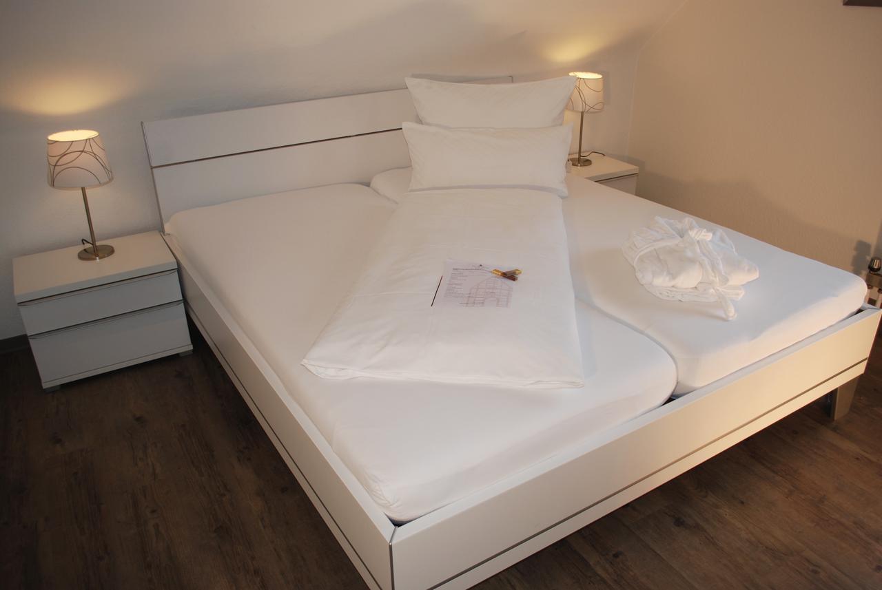 Alt Warburg Hotel Luaran gambar