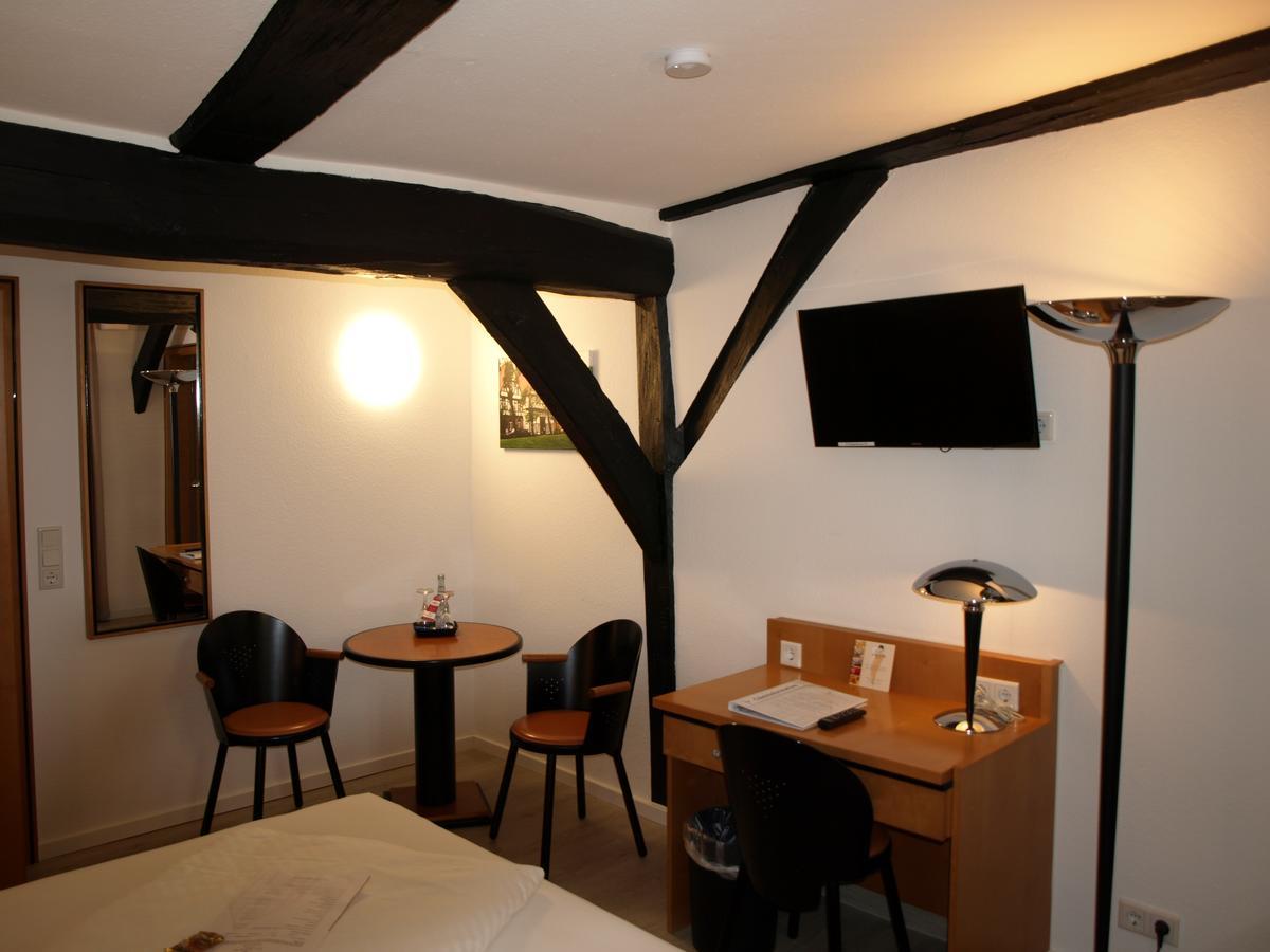 Alt Warburg Hotel Luaran gambar