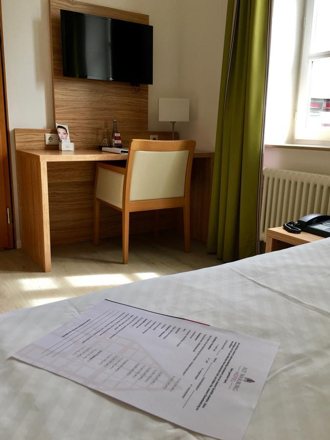 Alt Warburg Hotel Luaran gambar
