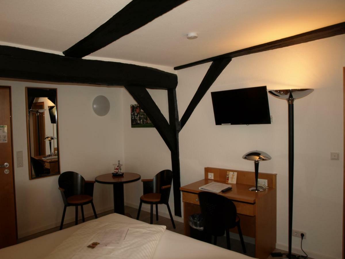 Alt Warburg Hotel Luaran gambar